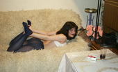 Mature.nl 141646 This Mature Slut Loves To Play And Show
