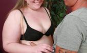 BBW Hunter 144298 Cute BBW Jessie Is A Little Shy At First But Soon Loosens Up By Wrapping Her Mouth Around A Wang
