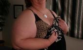 BBW Hunter 144317 Massive Mature Beauty Amita Stripping Off Her Clothes For The Camera And Spreading Her Fat Thighs
