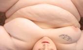 BBW Hunter 144644 Huge Babe Gets Her Cunt Dripping With Jizz
