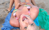 Little Summer 145367 Come On Over And Have Some Fun With !
