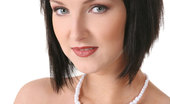 VirtuaGirl Catie 146983 Bashful Girl
