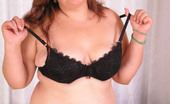 Young Fatties 148543 Fresh Plumper Comes Posing Absolutely Uncovered
