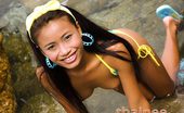 Thainee 150313 Amazing Thai Teen Babe Is On The Beach And Decides To Strip
