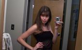 Fubilov 161619 Chick Selfshoots For Her Facebook Account
