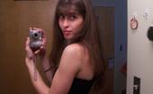 Fubilov 161760 Sexy Amateur Babe Camwhoring At Home
