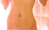 Lia 19 164794 Flashes Her Sweet Pussy

