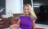MILF Lessons 165715 Watch This Hottie Walk Around The Streets Of Miami
