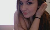 GND Kayla 168157 Watch As Kayla Slides Her Hand Down The Front Of Her Panties
