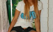 Tania Spice 168806 Is A Real Rock And Roll Chic With Awesome Natural D Tits
