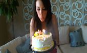 Real Ex Girlfriends 169697 Dude Surprises Girlfriend With Cake And A Good Fuck!
