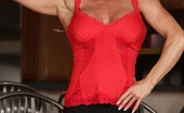 Aziani Iron Ashlee Chambers Ashlee Chambers Shows Off Her Sexy Tan, Toned Body.
