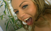 Big Mouthfuls 171214 This Girl Can Really Stuff Some Cock Into Her Tight Little Pussy
