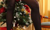 Only Opaques Brooke Ashleigh 174457 Brooke Looks Amazing Around The Xmas Tree In Opaque Tights
