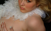 Dream Of Ashley 180001 Ashley Ellison Strips Off And Covers Herself With Feathers
