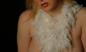 Dream Of Ashley 180001 Ashley Ellison Strips Off And Covers Herself With Feathers
