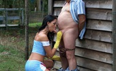 Beauty And The Senior Emily 180721 A Working Teenager Fucks A Very Old Guy Hardcore Outdoors

