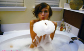 London Hart 181289 Bathtub Playing In Her Bathtub
