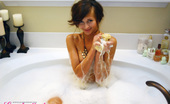 London Hart 181289 Bathtub Playing In Her Bathtub
