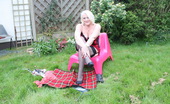 Mature.eu 182081 Naughty British Housewife Getting Dirty In The Garden
