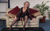 Mature.eu 182183 This Mature Lady Loves To Get Naked And Show Off
