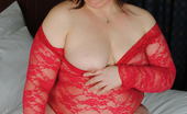 Mature.eu 182233 This Chubby Mama Loves To Please Herself
