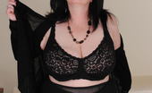 Mature.eu 182291 Huge Tits On This Mature Lady
