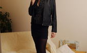 Mature.eu 182449 This Kinky Mature Brunette Loves To Give A Private Show
