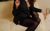 Mature.eu 182449 This Kinky Mature Brunette Loves To Give A Private Show

