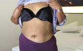 Mature.eu 182591 Chubby Coral Is Ready To Please Herself
