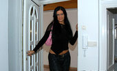 Mike's Apartment Jessicka 185912 Super Cute Russian Babe Lookin For A Free Room In Prague
