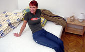Mike's Apartment Jessica 185914 Hot Red Head Playin With Her Clit On Camera
