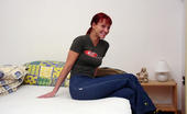 Mike's Apartment Jessica 185914 Hot Red Head Playin With Her Clit On Camera
