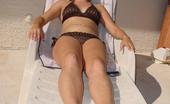 Tampa Bukkake 187390 19yr Touching Herself
