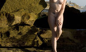 Erotic Beauty Ginger R Dave Preston Presenting Ginger R 2 189212 Ginger R Displays Her Creamy, Luscious Body And Sensually Poses On The Rocky Seaside In Her Debut Series.
