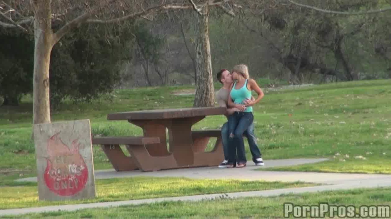 hidden cam porn in park hd pic
