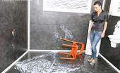 Slime Wave Cum Splattered Chick 198156 Hot Sexy Chick Sits In Chair And Gets Sparyed With Fake Cum
