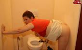 Mature Gloryhole 208761 This Mature Toilet Slut Gets What She Wants.. Cum On Her Face!

