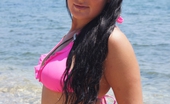 U Got It Flaunt It Beckie 213091 Beckie Was Sunbathing On Magaluf Beach One Hot Afternoon When I Approached Her, She Seemed Keen On Posing But Wanted To Do It Another Day As She Didn'T Think She Looked Her Best. True To Her Word She Turned Up On The Date We Agreed And Off We Went For Wha