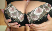 Extreme Naturals Michaela 218934 Check Out These Big Natural Titties On This Mama They Are Amazingly Humongous
