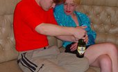 Drunk Moms 220040 Mature Woman: Drunk, Hot And Horny!
