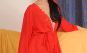 We Like To Suck Heidy 222028 See Heidy Play With Her Cleanly Shaven Pussy Lips
