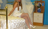 Stiletto Girl 230692 Sultry Blonde In White Stockings & Stilettos
