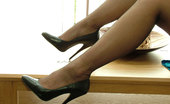 Stiletto Girl 230958 Leggy Blonde Zara Shows Off Her Gorgeous Stockinged Legs And Shiny High Stilettos
