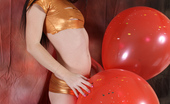 Balloon Sluts 231129 Mileyredballoons
