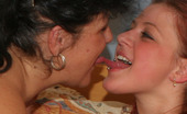Lesbian Chunkers Camila & Paula 232502 BBW Lesbians In Nylons Getting Freaky
