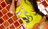 LuLu Sex Bomb 232661 Lulu Shows Off Her Favorite Thing On Her New Shirt Kitties. Want Her Kitty?
