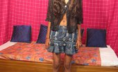 Indian Sex Lounge 232936 Skirt And Topless
