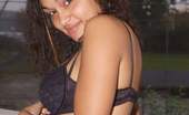 Indian Sex Lounge 233021 Curly Indian Babe In Lingerie Flashing Her Tits
