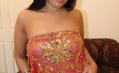 Indian Sex Lounge 233109 Indian Girl Fucked Doggystyle Gives Blowjob
